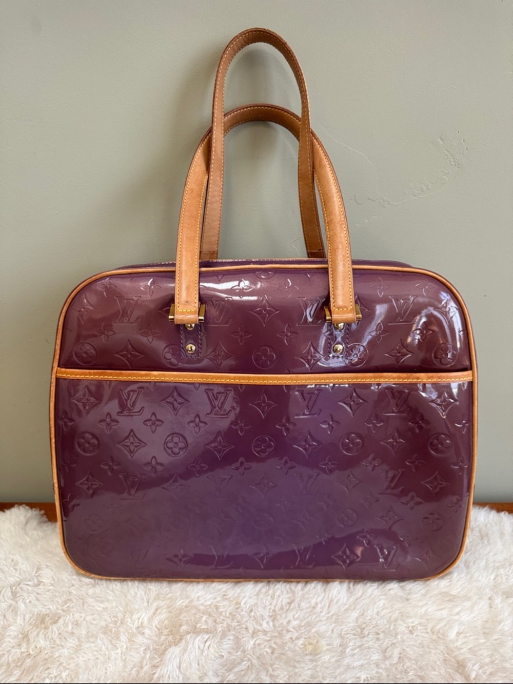 Louis Vuitton Vernis Sutton Laptop Bag in Plum with Vachetta Trim